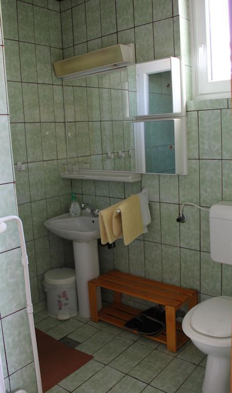 Mekina Guesthouse Maribor Room photo